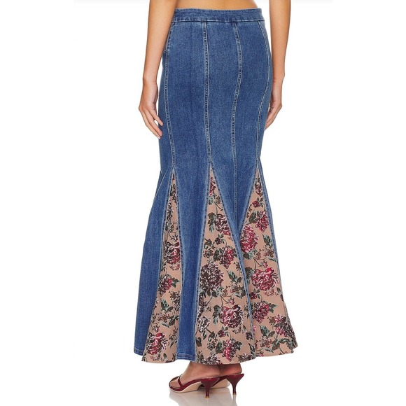 Majorelle Women's Denim Floral Maxi Skirt Unique Mermaid Style Size L - Picture 4 of 9